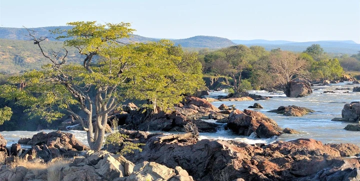 Tosender Fluss in Namibia