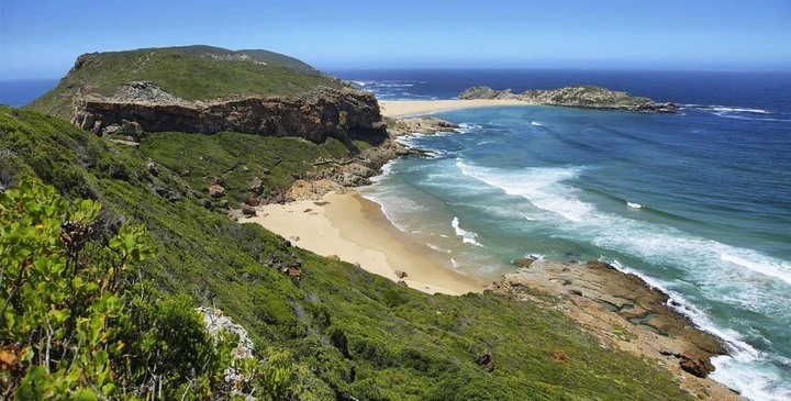 Sweeping golden beaches, Plettenberg Bay