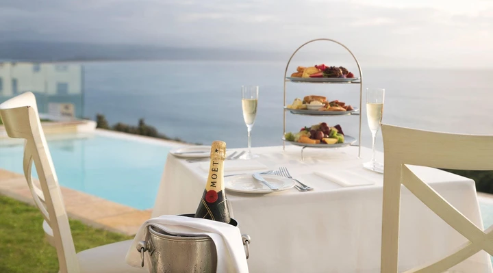 Fine dining by the ocean, Plettenberg Bay