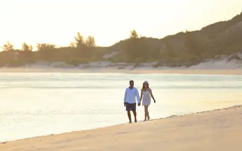 Romantic Beach and Safari Honeymoon Tour